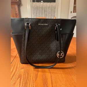 Michael Kors Charlotte Tote